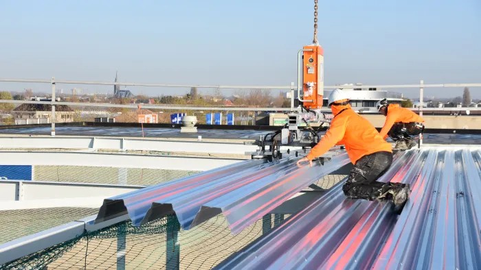 SAB dakplaten legggen met viavac cladboy